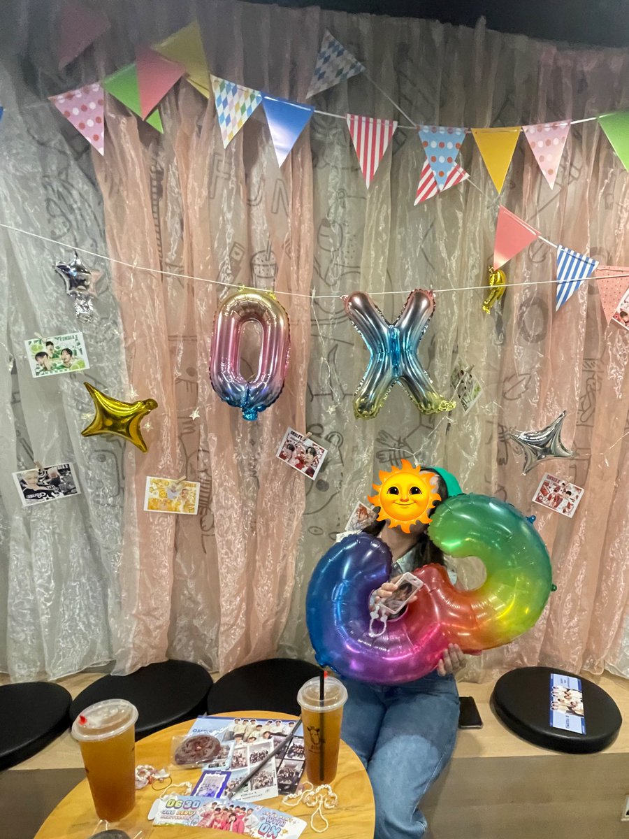 callmeforbaby_'s tweet image. ปีนี้มาเฟ่แบบฟอเอ้กเต็มตัว ปีนี้สีสันเยอะมากมีกิจกรรมสันทนาการให้จอยๆ สนุกสุบๆปีนี้มาช้าไปหน่อยไม่ได้เม้ามอยเลยปีหน้าเอาใหม่ๆ แล้วเจอกันที่คอนเสิร์ตนะคะ🤭💐✨💚🫧
โอเอ้กได้โปรดมาที่ประเทศของฉัน👊🏻🔥

#Lets_Play_With_OX
#OMEGA_X_3rd_Debut_Anniversary
#OMEGA_X