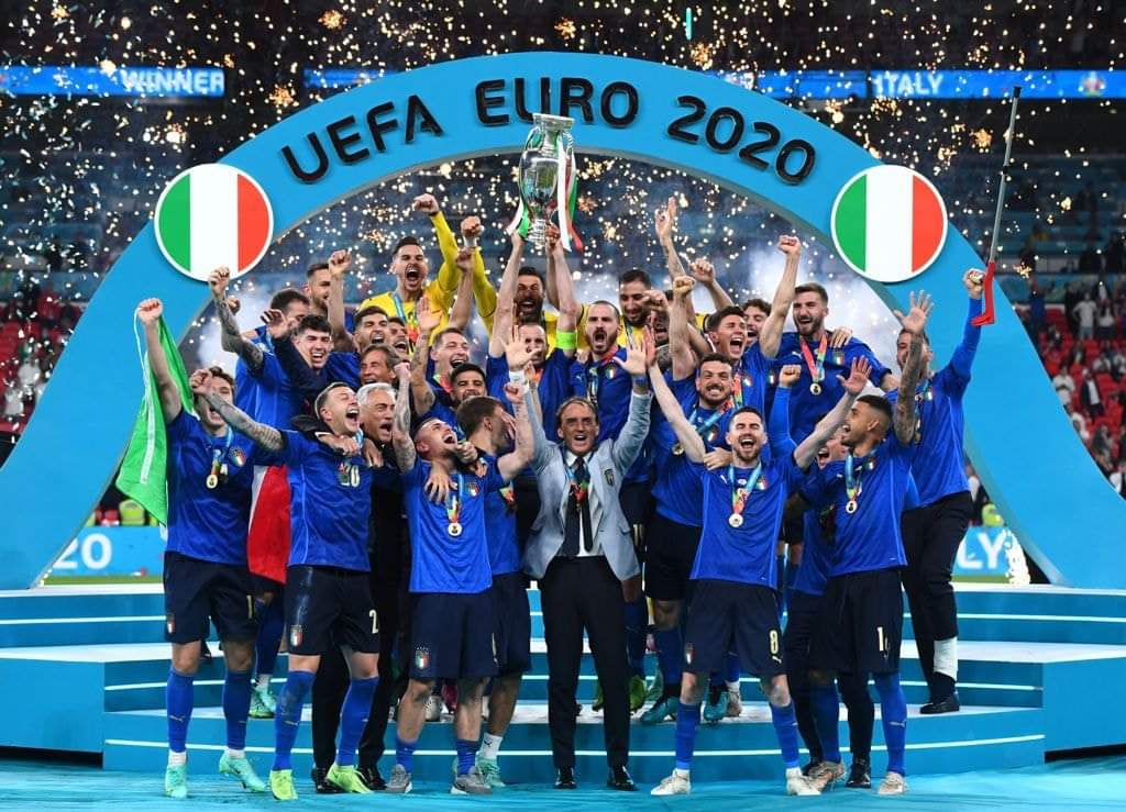 Che nostalgia di queste immagini! Buona Domenica pomeriggio a tutti