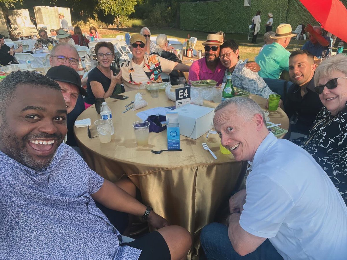 larryhygh's tweet image. Amazing evening w/Pasadena Pops performing “Harlem Nights.” Conductor Michael Feinstein and artists Byron Stripling and Catherine Russell brought the music of the Harlem Renaissance to life! Thanks Dr. Alan Fisher! #PasPops @pasadenasymphpops @passymphpops