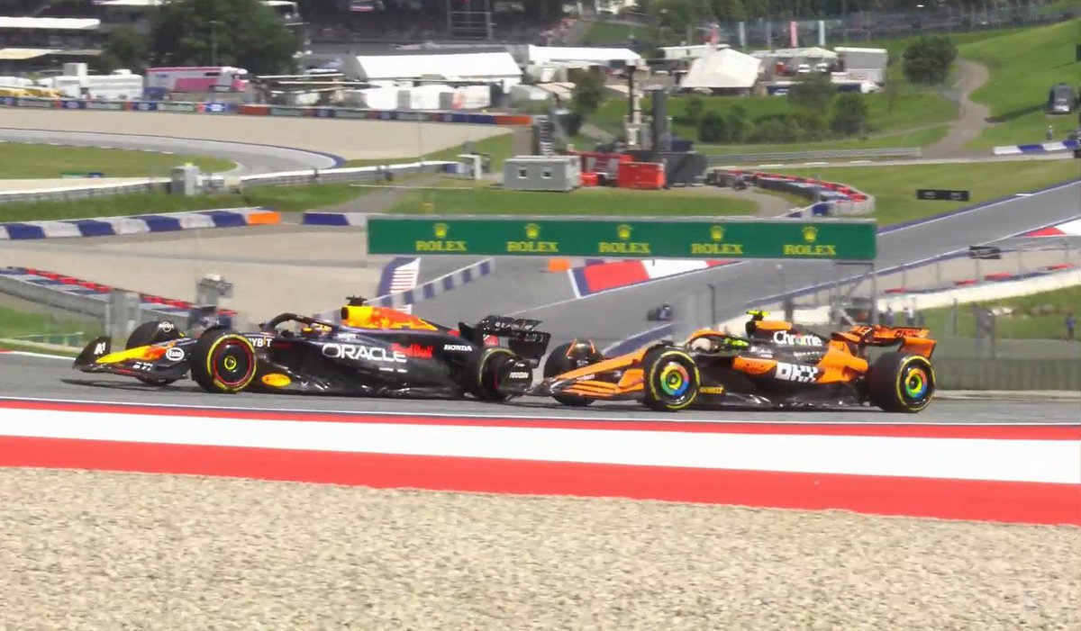ThisIsFormu1a1's tweet photo. We have seen it with Kimi.

We have seen it with Seb.

We have seen it with Lewis.

And now have seen it with Lando.

You be the judge. 

#MaxVerstappen https://t.co/2SiLMAq2qk