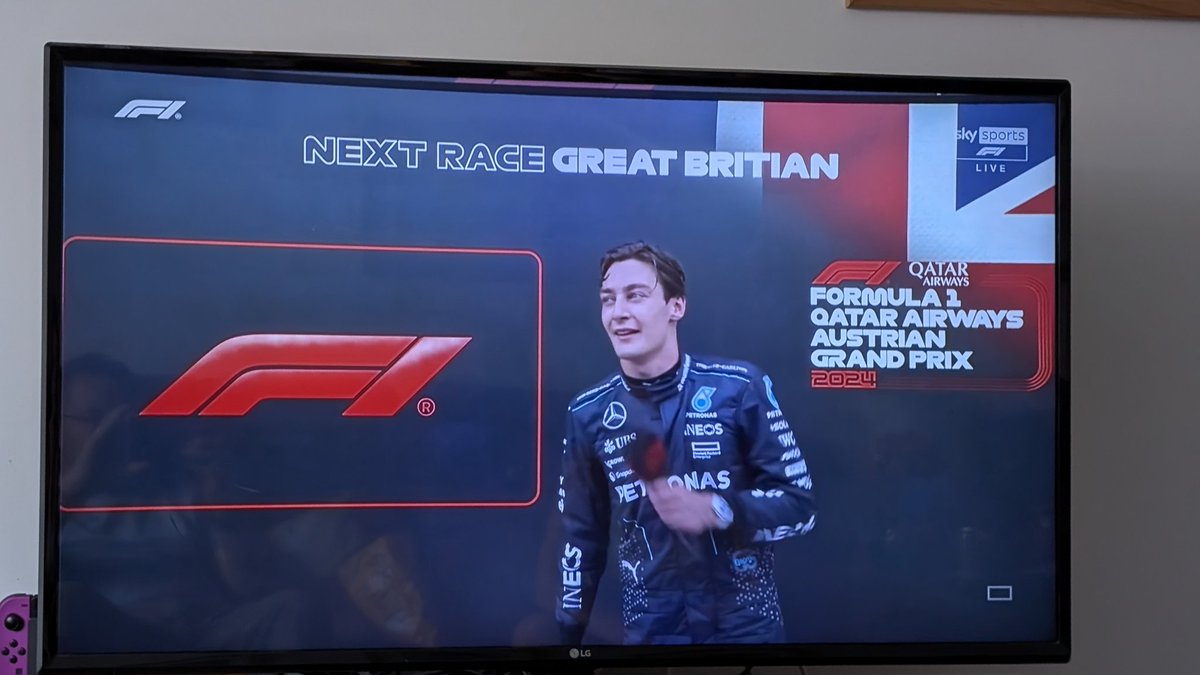 acevansIT's tweet photo. @SkySportsF1 Someone needs to have a word with the @F1 digital screen guy &amp; give them a quick spelling lesson - that is not how you spell Great 𝗕𝗥𝗜𝗧𝗔𝗜𝗡!! https://t.co/Y9AjH63Bxr