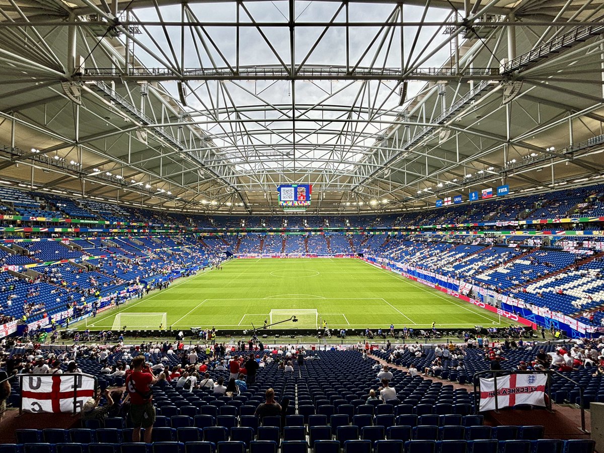 BCAFCBH's tweet photo. Back where it all started in the groups at the Veltins Arena to begin our knockout journey. 

COME ON ENGLAND! 🦁🏴󠁧󠁢󠁥󠁮󠁧󠁿 #Euro2024 https://t.co/XXpbBn3h1I