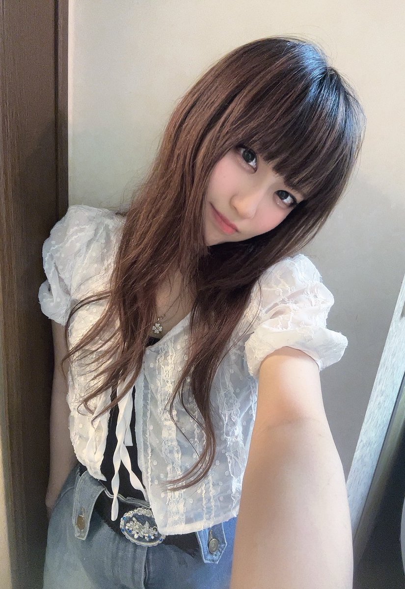 Yuka_AizawA_111's tweet photo. 本日もありがとうございました🎤🥹💞🍀!✨
1. étude
2. Choose Your Fighter/Ava Max
3.Part of Your World/The Little Mermaid
4. Undtoppable/Sia
#ChooseYourFighter #AvaMax
#PartofYourWorld #TheLittleMermaid
#Undtoppable #Sia https://t.co/I5N6ulwTdR