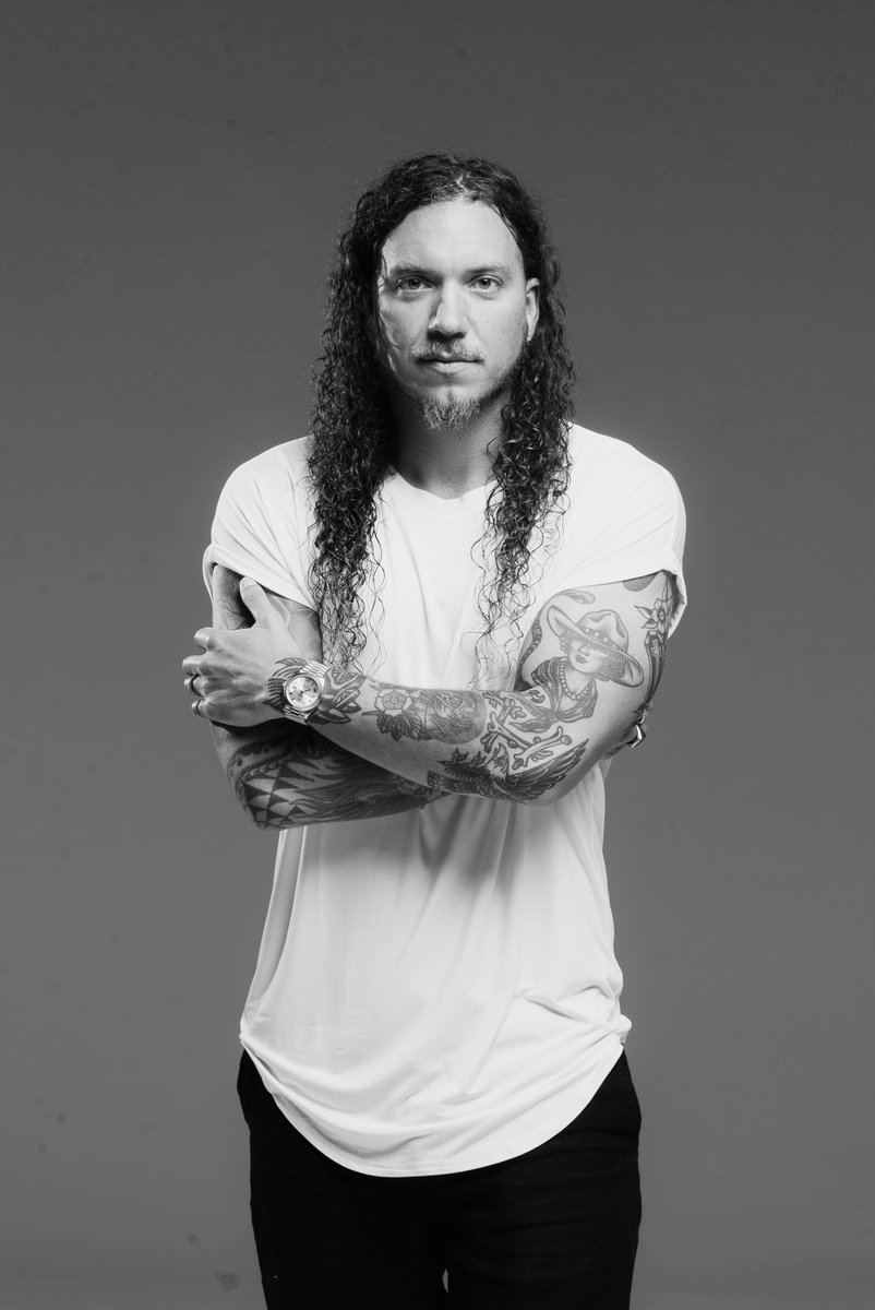 Brandon Lake reflects on uplifting moment at Charlie Kirk memorial service:  'The glory of God' - al.com, image size:802x1200