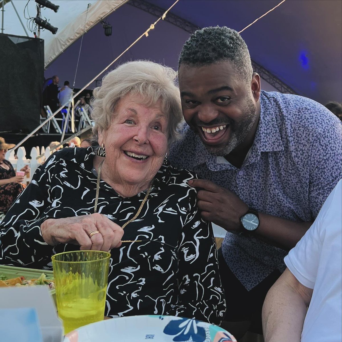 larryhygh's tweet image. Chat w/Mary Jo Catlett who originated role of Ernestina in 1964 Broadway production of “Hello, Dolly!,” cast member on “SpongeBob SquarePants,” and one of my favorite childhood sitcoms, “Diff’rent Stokes,” playing Pearl Gallagher #PasPops @pasadenasymphpops @passymphpops