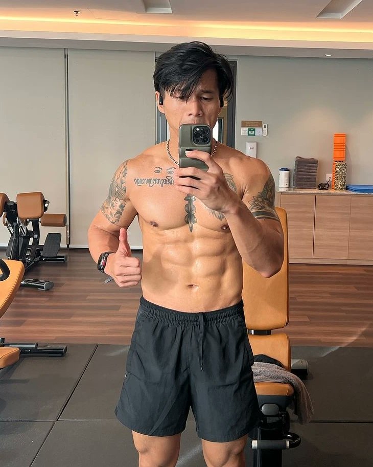 mrvvip's tweet photo. Yusuf Ubay shirtless body progress. #selebwatch https://t.co/3HC19AOIhN
