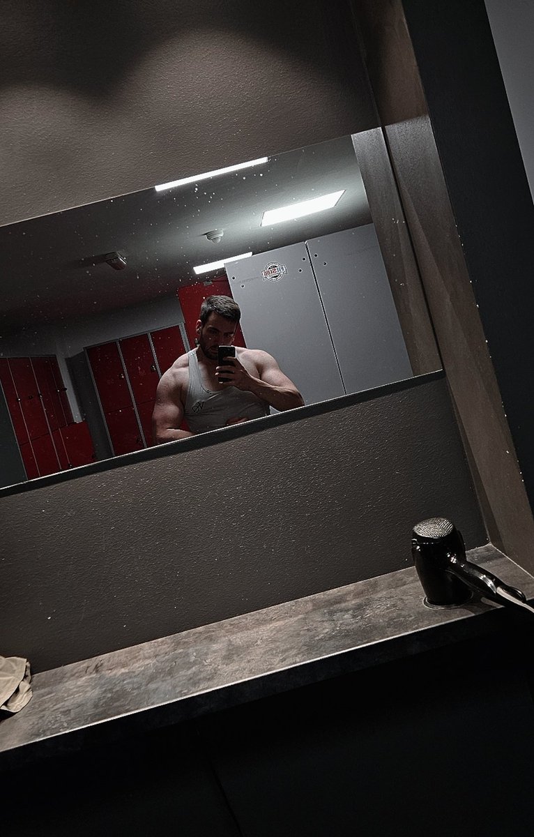 Valentin tweet media