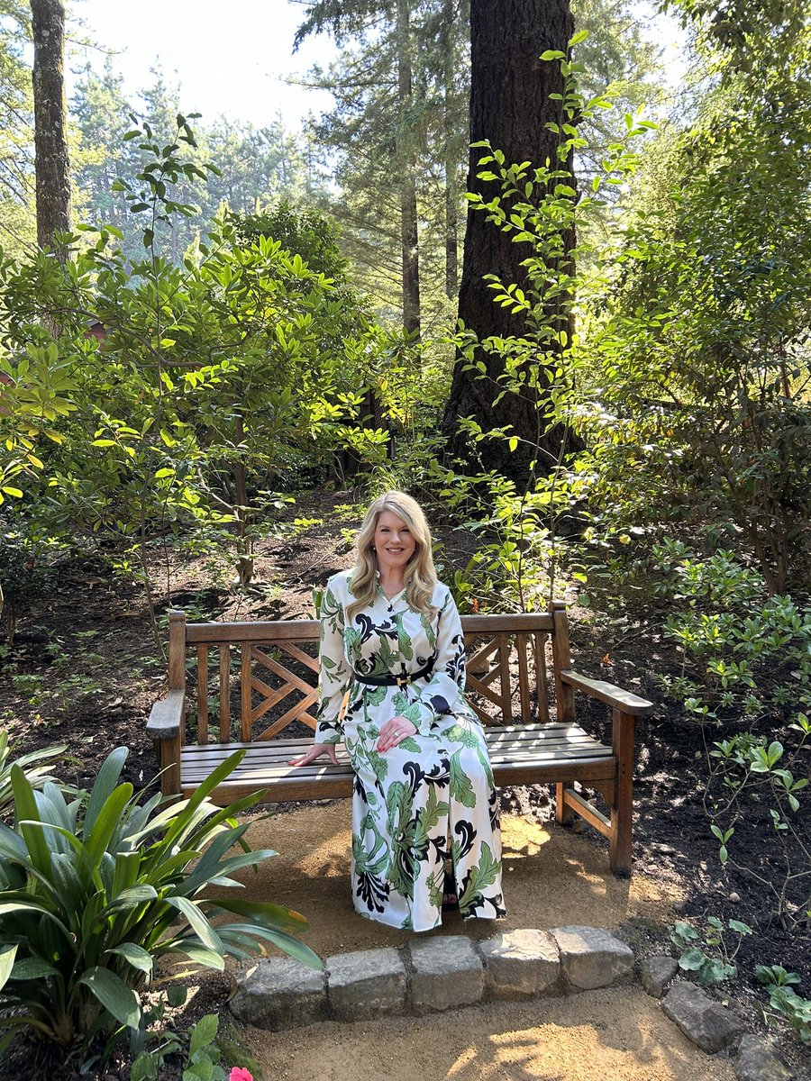 Pretending to be in #Bridgerton