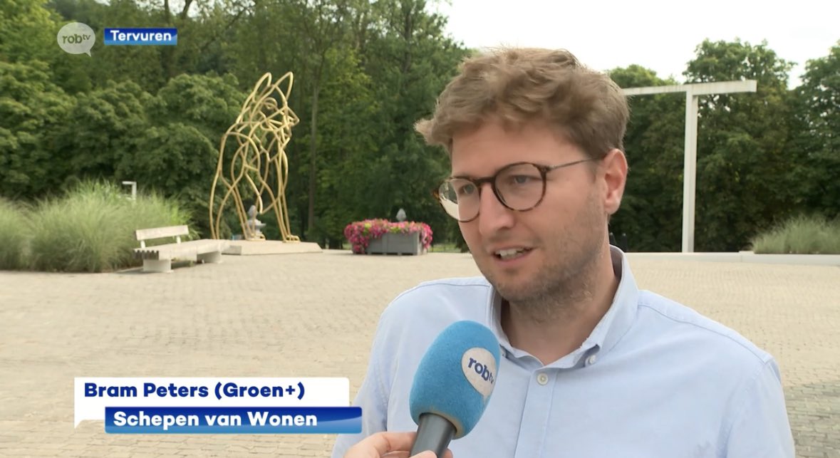 LVTornh's tweet photo. Ik mag hopen dat jullie verordening ook voorziet in het optrekken van bouwmogelijkheden elders @BramPeters87. Anders is uw beleid en interview het zoveelste voorbeeld van hoe links en rechts de handen in elkaar slaan voor antisociaal (communautair) ruimtelijk beleid. https://t.co/GOLzE78g9V