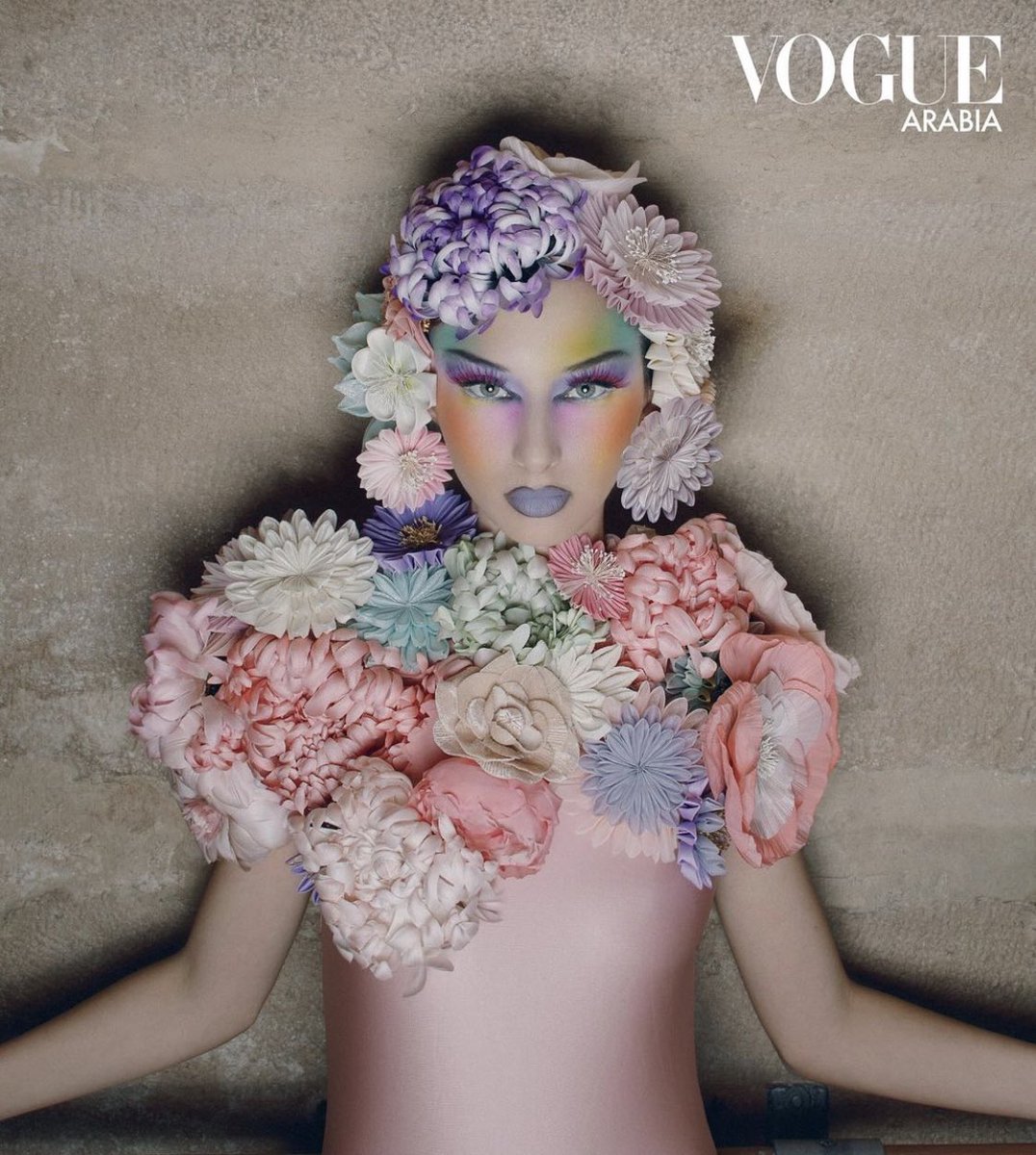 LaModeUnknown's tweet photo. Vogue Arabia really chose ANOTHER LEVEL ✨makeup look✨ for this ballet inspired editorial. 🩰 https://t.co/EmB27P7WYR
