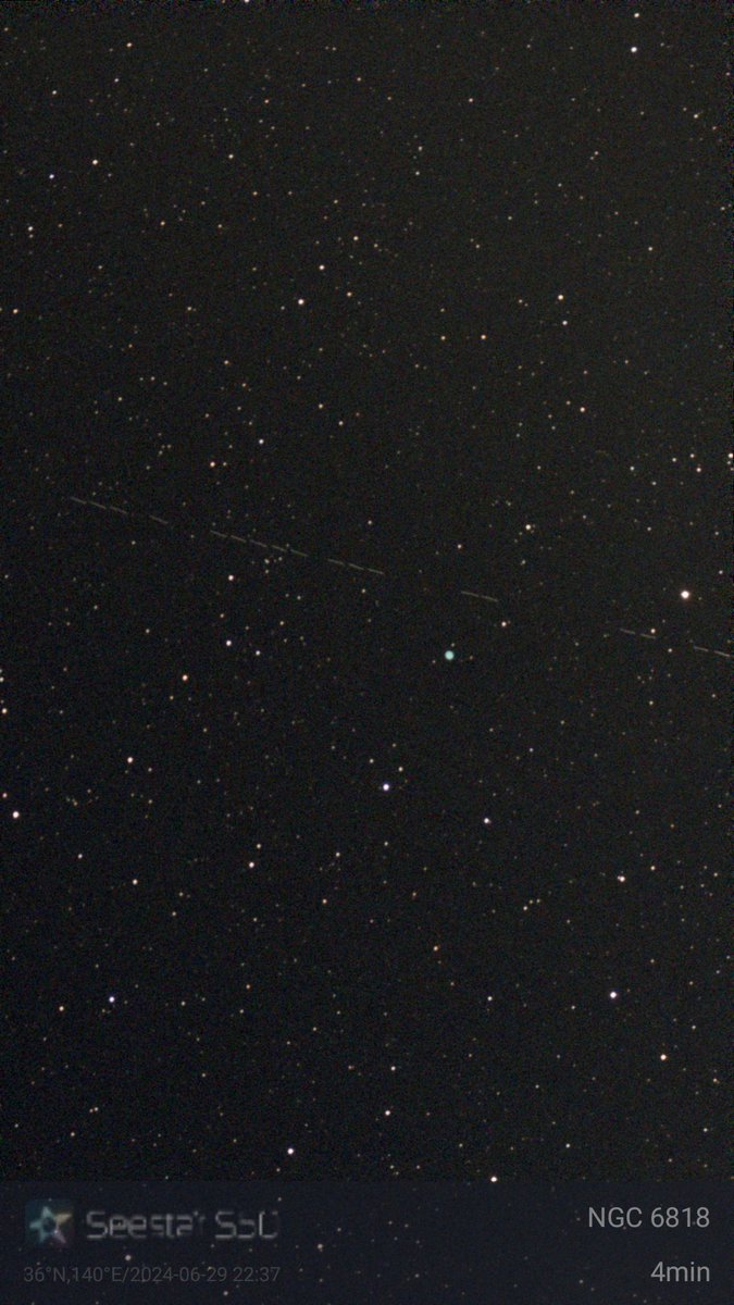 FUKUI_Keiichi's tweet photo. 昨夜 2024/6/29 月軌道の内側に入り込んだ地球近傍小惑星 #2024MK
#eVscope2 と #SeestarS50 で撮った #NGC6818 (Little Gem Nebula) の近くを通過している頃の様子。eV2は4秒、SSは10秒露光をスタックしていますが、振動等でいびつな軌跡に。
eV2 22:27:06-22:35:01 2m36s
SS 22:28:54-22:37:03 4m https://t.co/BfAdXWEpXN