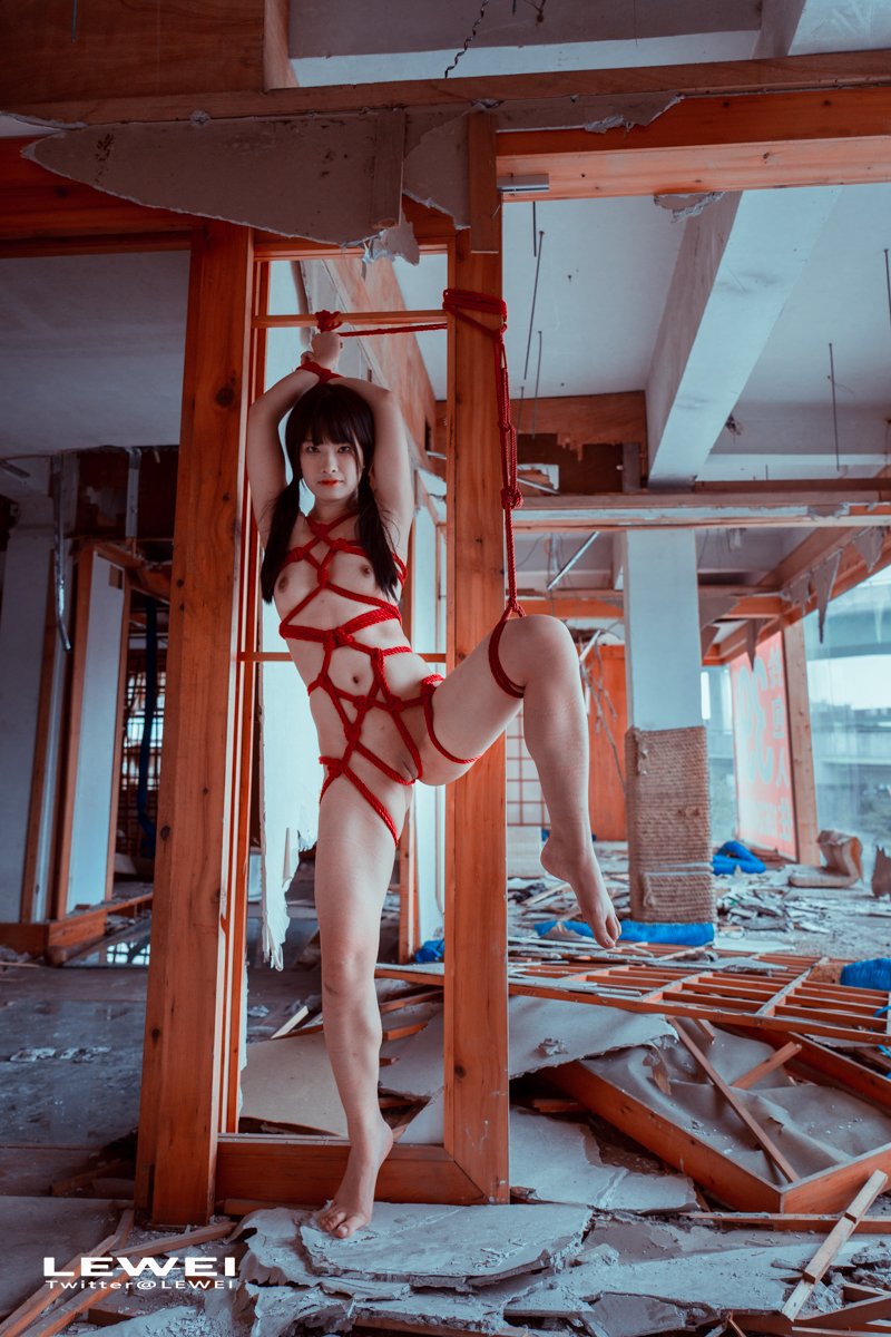 夏至(1)
出镜：@qianqianluoluo 
#捆绑约拍 #广州约拍
各类主题创作拍摄欢迎私我约拍～
投稿：
@Fengsiyuan
@wqganenshi_ https://t.co/soKVU4Xdkw