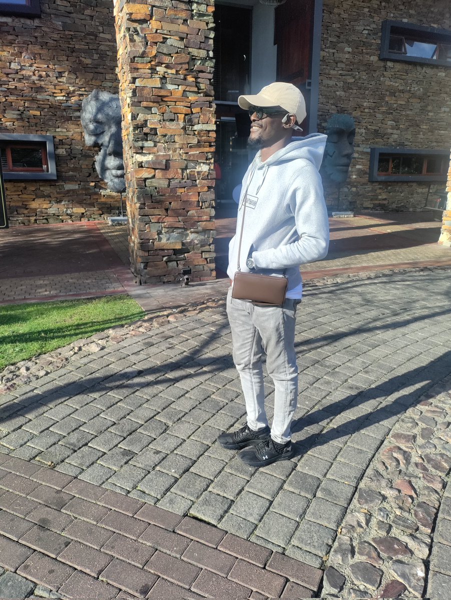 Daniel Mababa tweet media