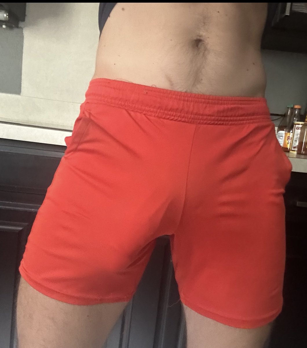 K_Alle_B's tweet photo. Not sure these underwear are hiding anything in these shorts…. Oh well!  HAPPY SUNDAY! https://t.co/ljEKotk3vL
