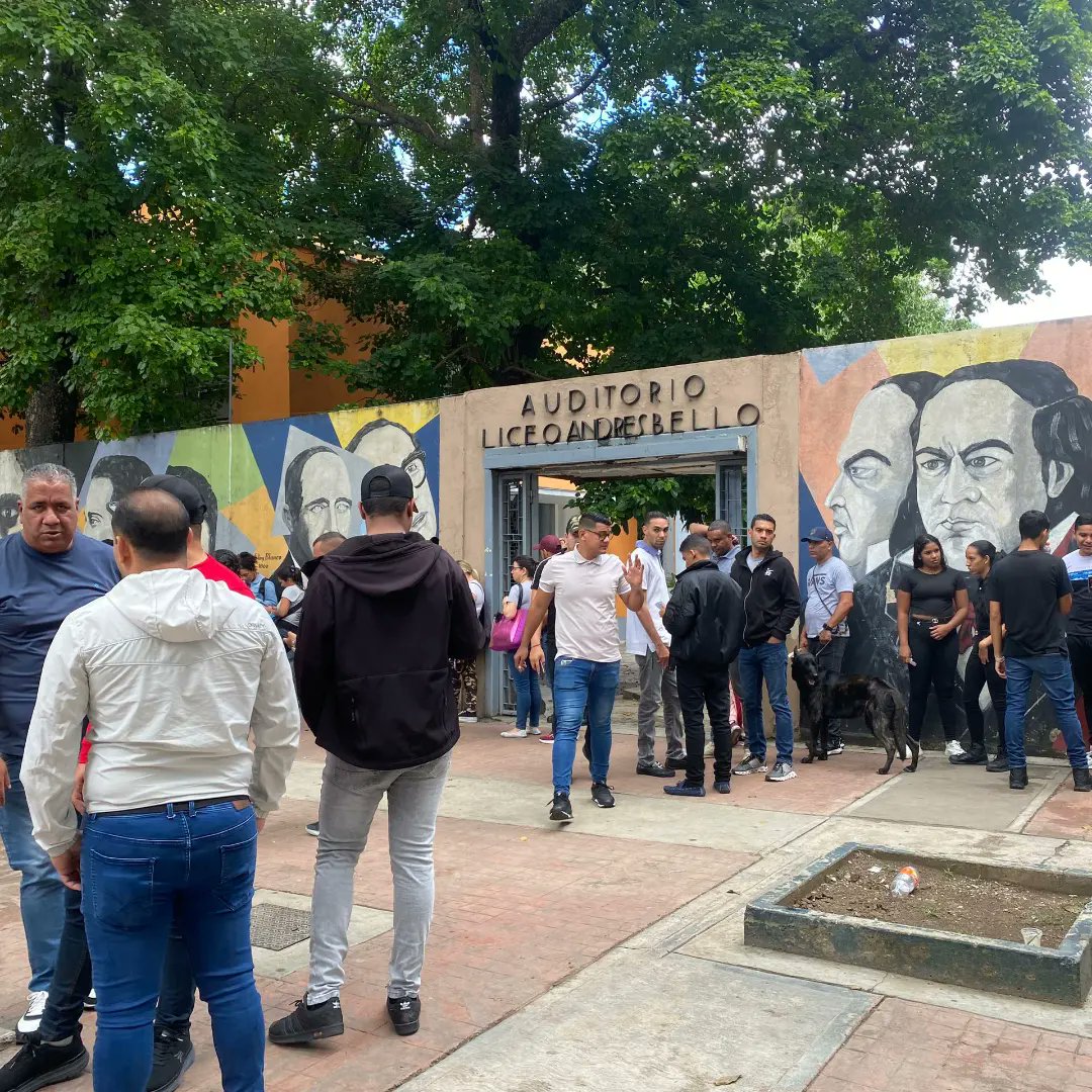 Instituto Venezolano de los Seguros Sociales tweet media