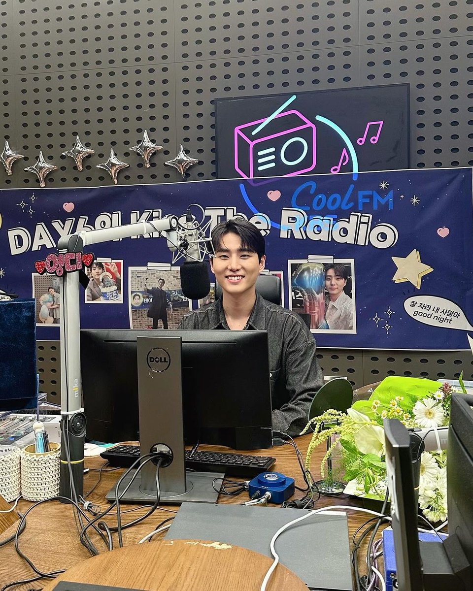 carpediemk1219d's tweet photo. 240630 #영케이 데키라

데키라 378장의 페이지 속
모든 장면을 함께 빛내주신✨
애청자 여러분 진심으로 감사드립니다🫶 https://t.co/D7fkgsCCT5