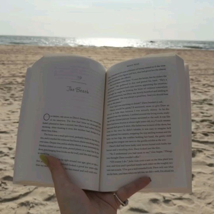 johnnyshannonn's tweet photo. vc perdeu a memória e acordou numa ilha deserta com o/a protagonista do último livro que vc leu, isso te assusta ou te conforta? https://t.co/6DthzBKyRM