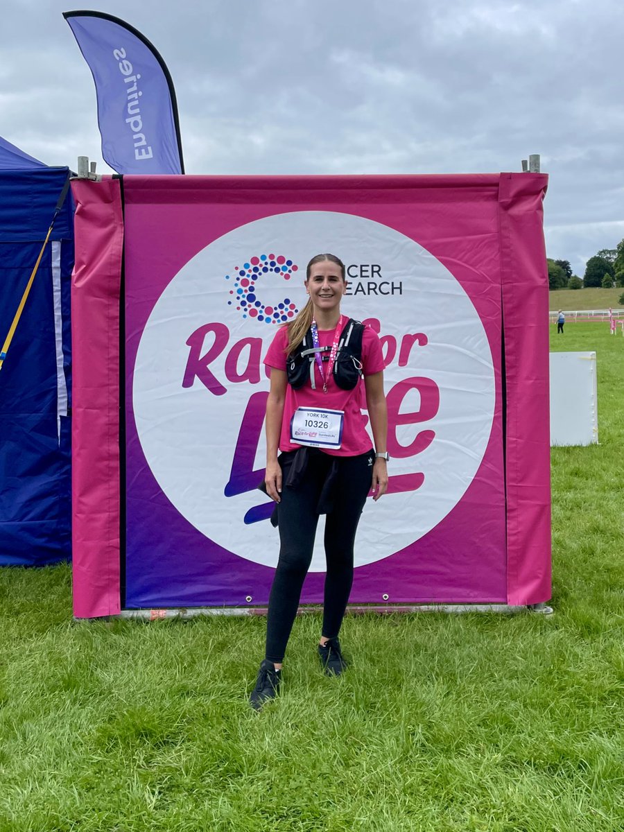 Ran my first 10k race for life today🏅🎉
£325 raised and 10k smashed in 01:00:10 
Thank you for all the donations and support, especially on the way round 🩷