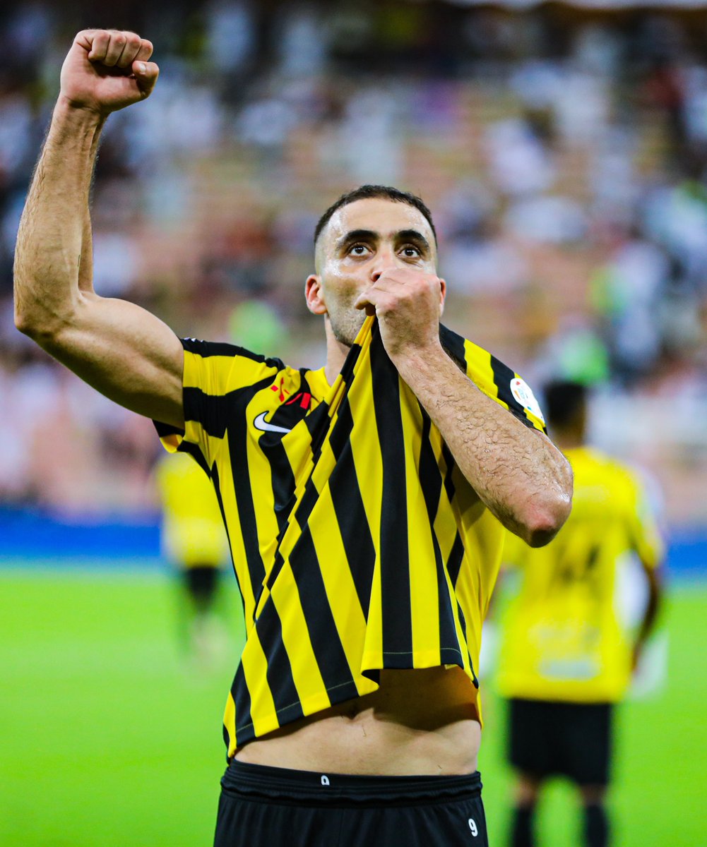 IttiMania's tweet photo. 🚨 ارقام تاريخية وللتاريخ .. استعد جيدًا 🚨

عبدالرزاق حمدالله مع نادي الاتحاد في جميع المسابقات :

• 87 مباراة لعب 
• 78 مساهمة تهديفية 
• 68 هدف سجل 
• 10 أهداف صنع 

✅ سجل في دوري روشن
✅ سجل في دوري أبطال آسيا 
✅ سجل في كأس الملك
✅ سجل في السوبر السعودي 
✅ سجل في البطولة العربية 

🥇 أكثر من سجل في مباريات متتالية مع نادي الاتحاد في دوري المحترفين 

🥇 أسرع لاعب يسجل 50 هدف مع نادي الاتحاد في دوري المحترفين 

🥇 أسرع لاعب يساهم في 50 هدف مع نادي الاتحاد في دوري المحترفين 

🥇 أول لاعب يسجل 21 هدف في دوري المحترفين مع الاتحاد في موسم واحد 

🥇 حقق هداف الدوري في موسم 2022/23

🥇 حقق هداف السوبر السعودي عام 2023 

🥈 ثاني أكثر لاعب سجل هاتريك مع الاتحاد في تاريخ دوري المحترفين بالمناصفة 

🥉 ثالث أكثر من سجل في دوري المحترفين مع الاتحاد 

🥉 ثالث أكثر من ساهم في دوري المحترفين مع الاتحاد 

🏆 حقق دوري روشن 
🏆 حقق السوبر السعودي 

🟡⚫️🇲🇦