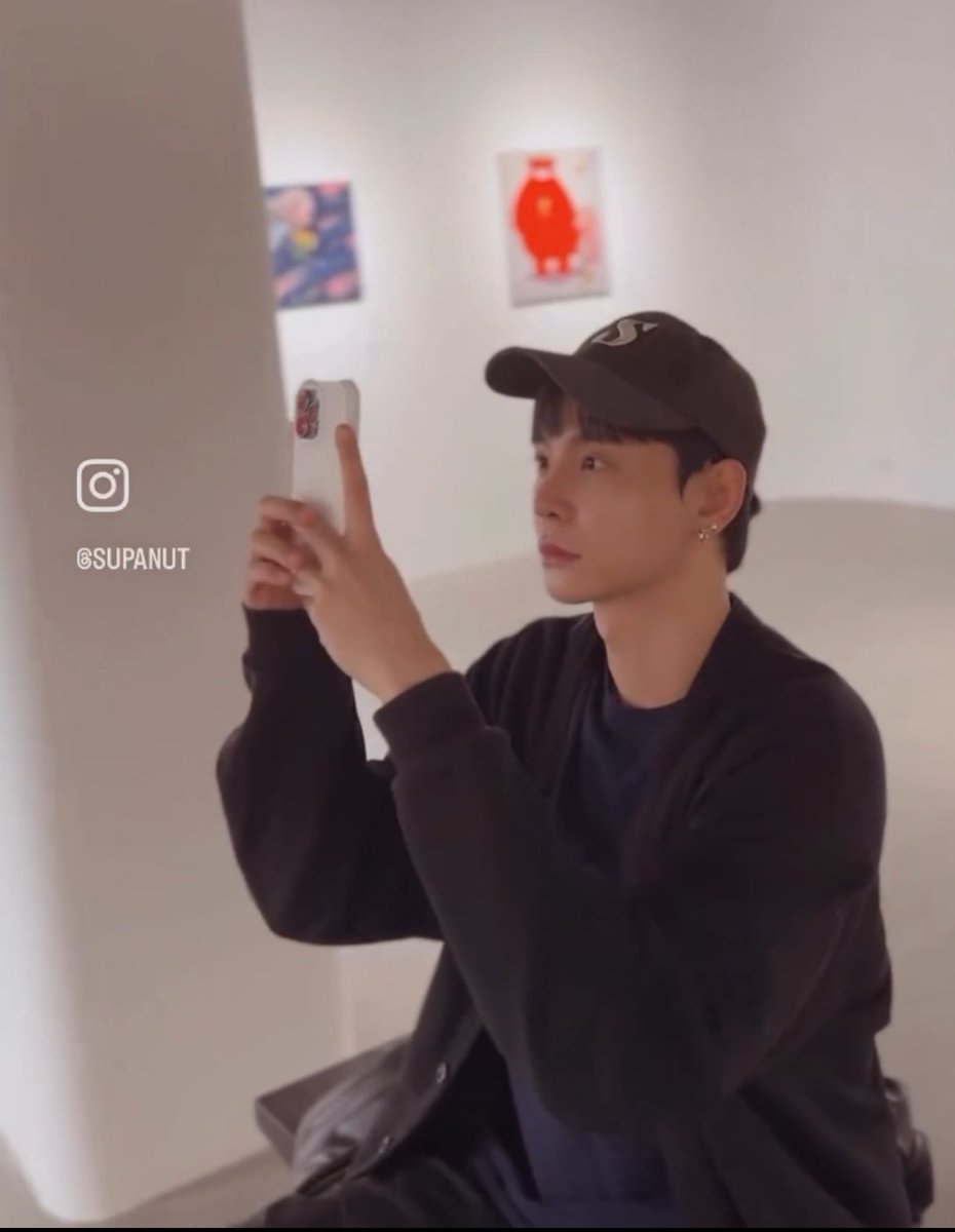 anywaynn's tweet photo. @supanut_l long time no see. I miss you so bad 😭😭😭
˚✧₊⁎ #SUPANUT #MyAries ⁎⁺˳✧༚ https://t.co/0vawB1Mfxv