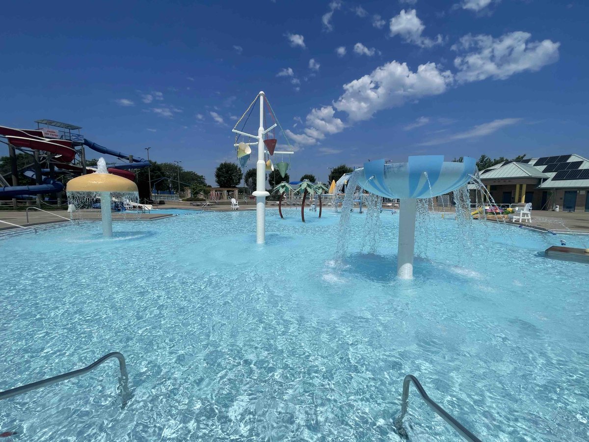 CityofBGKY's tweet photo. The rain has moved out of our area and we are excited to welcome you all out to the Russell Sims Aquatic Center on this beautiful Sunday! The waterpark is open today from 12pm-6pm for sun, slides, smiles…and FUN! 

#ParksBuildCommunity #WeBringTheFun #SunSlidesSmiles https://t.co/B6QU1S3q10