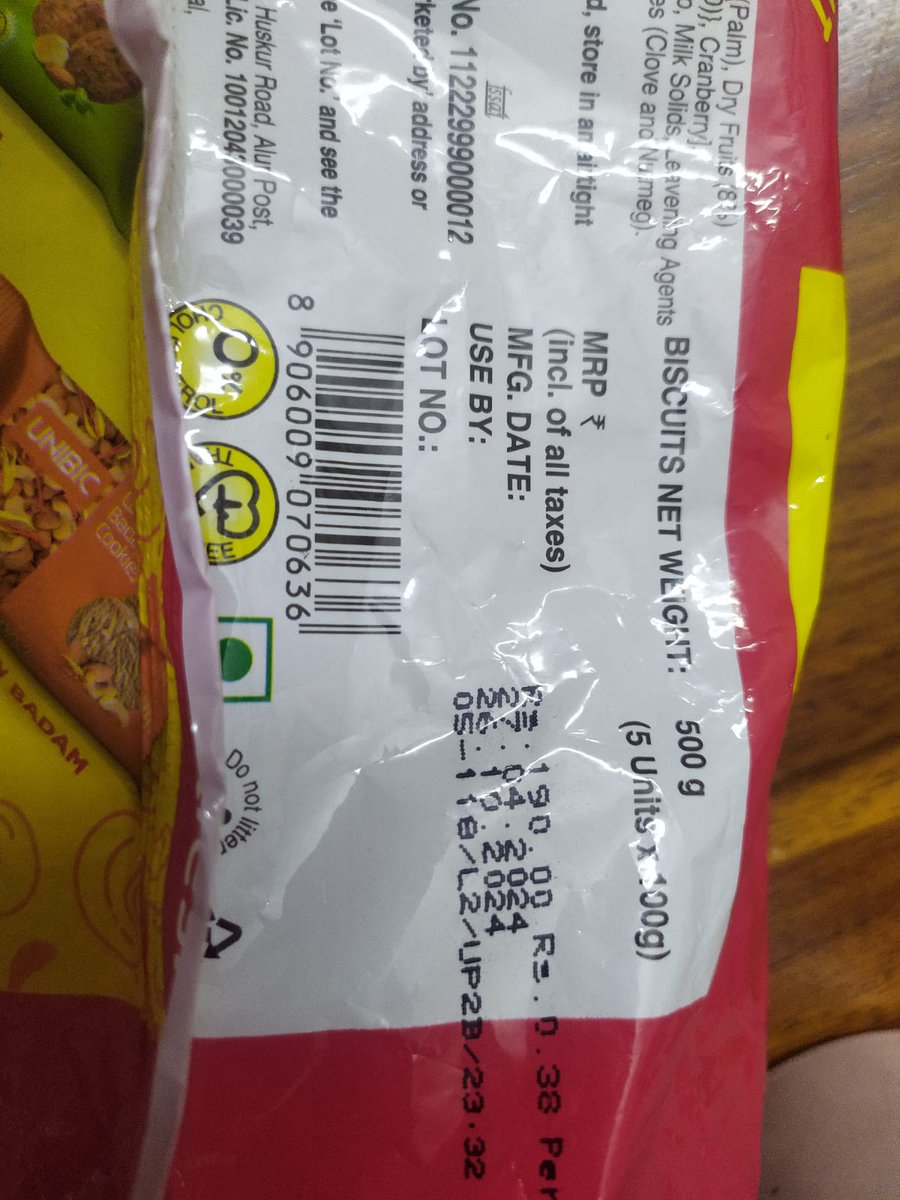 JournoShobhit's tweet photo. @UnibicCookies The quality of your cookies has fallen a lot. Never thought that these delicious cookies would become so bad. I have posted the photo with the batch number. Just look at it.😢 https://t.co/Is4HU4hVlF