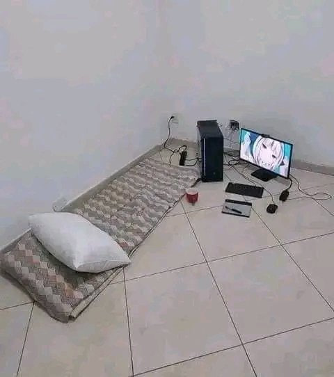 wallstreetbets's tweet photo. degens would have $1m in crypto and still choose to live like this https://t.co/cEqDmskST4