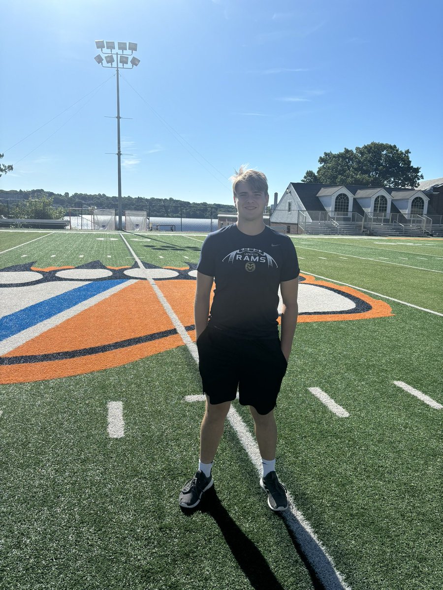 ABuckley757's tweet photo. Had a great day on Friday at the Coast Guard Academy. Thank you coach @Hudson_Dunaway and @CoachJBWells for a great opportunity to visit https://t.co/q6ke4R4VLB