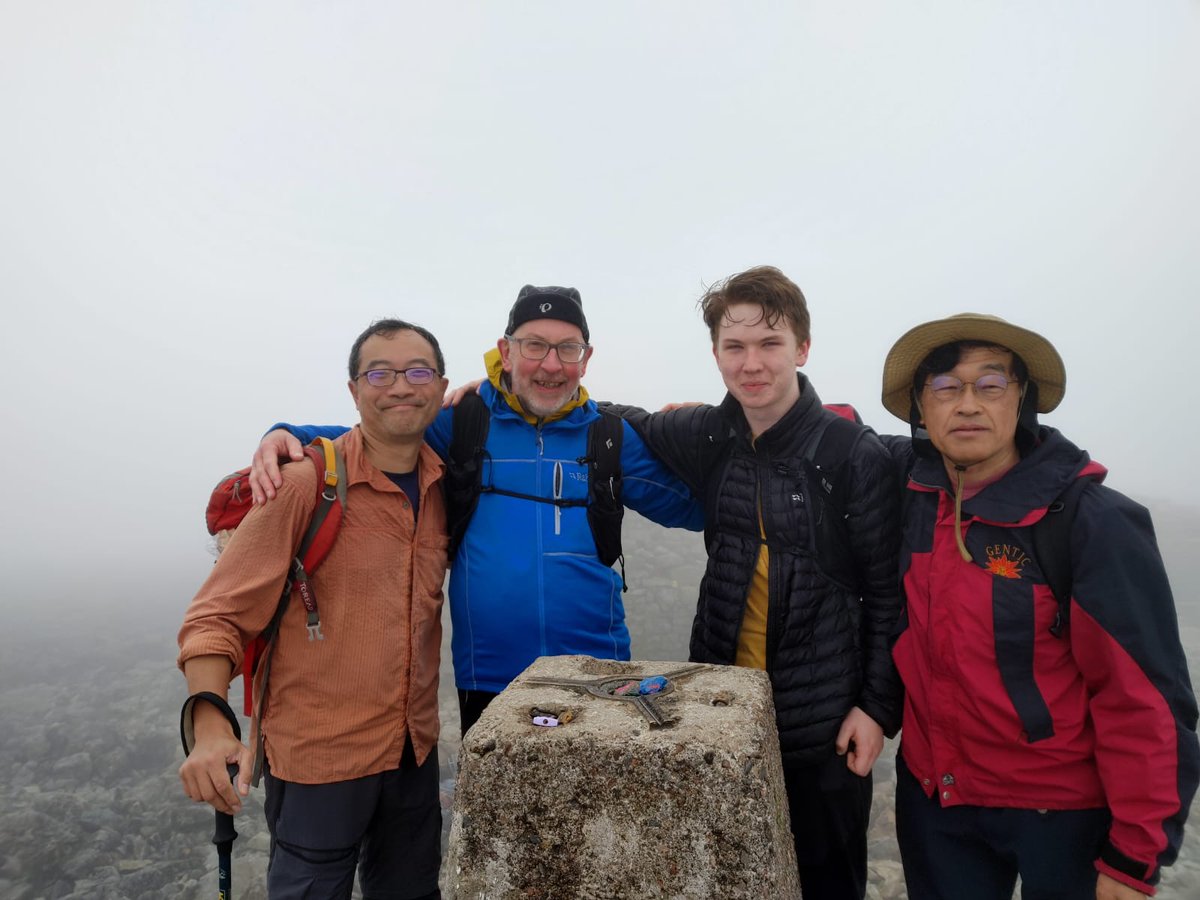 howesiangTAN tweet media