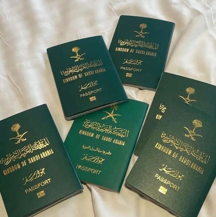 saudia_aviation's tweet photo. احفضها عندك لـ اجازة الصيف 🏝️😍

(( تأشيرات الدول للسعوديين 🇸🇦 ))

• الفيزا البريطانية 🇬🇧 : أصبحت إلكترونية eTA
• فيزا الشنقن 🇺🇳 : أصبحت خمس سنوات لكل المتقدمين
• الفيزا الامريكية 🇺🇸 : أصبحت عشر سنوات والتجديد تلقائي عبر البريد للمستحقين بدون مقابلة
• روسياً 🇷🇺 : تأشيرة إلكترونية
• البوسنة والهرسك🇧🇦 : إعفاء في فترة الصيف
• الجبل الاسود 🇲🇪 : إعفاء في فترة الصيف
• كوسوفو 🇽🇰 :اعفاء كامل
• ألبانيا 🇦🇱 : إعفاء في فترة الصيف
• تركيا 🇹🇷: إعفاء لـ ٩٠ يوم 
• إيران 🇮🇷 : إعفاء كامل
• طاجيكستان 🇹🇯 : إعفاء كامل
• سنغافورة 🇸🇬 : إعفاء كامل
• قرغيزيا 🇰🇬 :  إعفاء لـ 60 يوم
• هندوراس 🇭🇳 : إعفاء كامل
• زامبيا 🇿🇲 : إعفاء كامل
• كوريا الجنوبية 🇰🇷 : إعفاء لـ 30 يوم
• اليابان 🇯🇵 : تأشيرة إلكترونية 
• تايلند 🇹🇭 : إعفاء لـ 30 يوم
• اوزبكستان 🇺🇿 : إعفاء كامل
• موزنبيق 🇲🇿: أصبحت إلكترونية لـ 30
قبرص :الشنغن
بالإضافة الى التسهيلات السابقة :
• نيوزلندا 🇳🇿 : إعفاء كامل (تسجيل عند الوصول eTA)
• اذربيجان 🇦🇿 : عند الوصول
• جورجيا 🇬🇪 : إعفاء كامل
• بيلاروسيا 🇧🇾 : إعفاء كامل
• جنوب افريقيا🇿🇦 : إعفاء كامل
• سريلانكا 🇱🇰 : عند الوصول eTA
• نيبال 🇳🇵: عند الوصول
• اندونيسيا 🇮🇩 : عند الوصول
• هونج كونج 🇭🇰 : إعفاء كامل
• موريشيوس 🇲🇺 : إعفاء كامل
• المالديف 🇲🇻 : عند الوصول
• سيشل 🇸🇨 : إعفاء كامل
• مكّاو 🇲🇴 : عند الوصول
• الفلبين 🇵🇭 : إعفاء كامل
• ماليزيا 🇲🇾 : إعفاء كامل
• أوكرانيا 🇺🇦 :  إعفاء كامل
• الإكوادور 🇪🇨 :  إعفاء كامل
• السلفادور 🇸🇻 :  إعفاء كامل
• انغولا 🇦🇴  :  إعفاء كامل
• الغابون 🇬🇦 :  إعفاء كامل
• بتسوانا 🇧🇼 :  إعفاء كامل
• بنما 🇵🇦 :  إعفاء كامل
• دومينيكا 🇩🇲 :  إعفاء كامل
• سورينام 🇸🇷 :  إعفاء كامل
• كازاخستان 🇰🇿 :  إعفاء كامل
• نيكاراغوا 🇳🇮 :  إعفاء كامل
• هايتي 🇭🇹 :  إعفاء كامل
• غواتيمالا 🇬🇹 : إعفاء كامل
• اثيوبيا 🇪🇹 : عند الوصول
• بروناي 🇧🇳: عند الوصول 
• الرأس الأخضر 🇨🇻 : عند الوصول
• الصومال 🇸🇴 : عند الوصول
• بنغلاديش 🇧🇩 : عند الوصول
• تنزانيا 🇹🇿 : عند الوصول
• بوليفيا 🇧🇴 : عند الوصول
• بروندي 🇧🇮 : عند الوصول
• جزر القمر 🇰🇲 : عند الوصول
• جيبوتي 🇩🇯 : عند الوصول
• تيمور الشرقية 🇹🇱 : عند الوصول
• لاوس 🇱🇦 : عند الوصول
• ملاوي 🇲🇼 : عند الوصول
• مدغشقر 🇲🇬 : عند الوصول
• موريتانيا 🇲🇷 : عند الوصول
• سيراليون 🇸🇱 : عند الوصول
• كمبوديا 🇰🇭 : عند الوصول 
• راوندا 🇷🇼 : عند الوصول
• بالاو 🇵🇼 : عند الوصول
• باكستان 🇵🇰 : تأشيرة إلكترونية eTA
• كينيا 🇰🇪 : تأشيرة إلكترونية eTA
• بوركينا فاسو 🇧🇫 : تأشيرة إلكترونية eVisa
• تايوان 🇹🇼 : تأشيرة إلكترونية eVisa
• الكاميرون 🇨🇲 : تأشيرة إلكترونية eVisa
• الهند 🇮🇳 : تأشيرة إلكترونية eVisa
• بورما 🇲🇲 : تأشيرة إلكترونية eVisa
• بنين 🇧🇯 : تأشيرة إلكترونية eVisa
• جزر الباهاما 🇧🇸 : تأشيرة إلكترونية eVisa
• بوتان 🇧🇹 : تأشيرة إلكترونية eVisa
• استراليا 🇦🇺 : تأشيرة إلكترونية eVisa
• ارمينيا 🇦🇲 : تأشيرة إلكترونية eVisa
• كونغو 🇨🇩 : تأشيرة إلكترونية eVisa
• غينيا 🇬🇳 : تأشيرة إلكترونية eVisa
• غينيا الاستوائية 🇬🇶 : تأشيرة إلكترونية eVisa
• سانت هيلينا 🇸🇭 : تأشيرة إلكترونية eVisa
• كولومبيا 🇨🇴 : تأشيرة إلكترونية eVisa
• فيتنام 🇻🇳 : تأشيرة إلكترونية eVisa
• منغوليا 🇲🇳 : تأشيرة إلكترونية eVisa
• مولدوفا 🇲🇩 : تأشيرة إلكترونية eVisa
• ليسوتو 🇱🇸 : تأشيرة إلكترونية eVisa
• ساحل العاج 🇨🇮 : تأشيرة إلكترونية eVisa

المصدر : 
@JK4