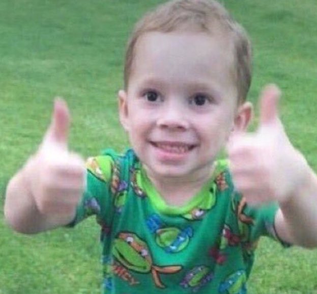 pronto_posteiii's tweet photo. *qualquer tipo de discursão*

eu automaticamente: https://t.co/4kDVrMSB68