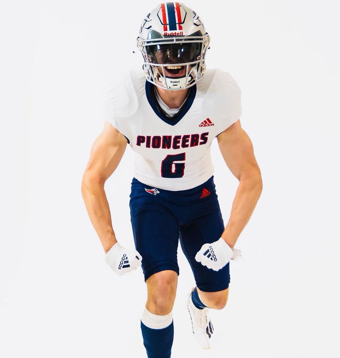 After a great camp, I am blessed to have received my first collegiate offer from Mid America University. #FearTheNeer  <a href="/MNUFootball_/">MNUFootball</a> <a href="/CoachHansen_/">Paul Hansen</a> <a href="/Southwest7v7/">Southwest 7</a> <a href="/PrepRedzoneMO/">Prep Redzone Missouri</a>