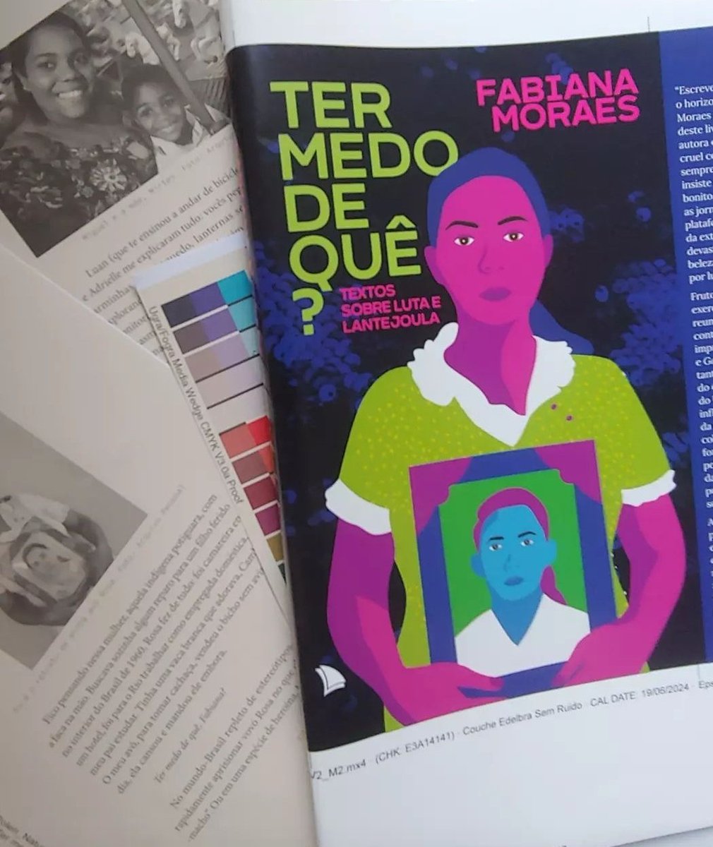 fabiana moraes (@fabi2moraes) on Twitter photo O livro novo, que lanço dia 12 no congresso da <a href="/abraji/">Abraji</a>, entra em pré-venda hoje no site da <a href="/arquipelago/">Arquipélago</a>. Já vazou fotinha da capa, feita por Hallina Beltrão e Paola Manica 💎
É sobre luta e lantejoula, sobre drible e insistência no futuro (obrigada por estar, <a href="/mirtes_renata/">Mirtes Renata ✊🏾</a>) O livro novo, que lanço dia 12 no congresso da <a href="/abraji/">Abraji</a>, entra em pré-venda hoje no site da <a href="/arquipelago/">Arquipélago</a>. Já vazou fotinha da capa, feita por Hallina Beltrão e Paola Manica 💎
É sobre luta e lantejoula, sobre drible e insistência no futuro (obrigada por estar, <a href="/mirtes_renata/">Mirtes Renata ✊🏾</a>)