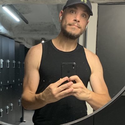 Kosmider olivier (@kosmidero) on Twitter photo #NouvellePhotoDeProfil #NouvellePhotoDeProfil
