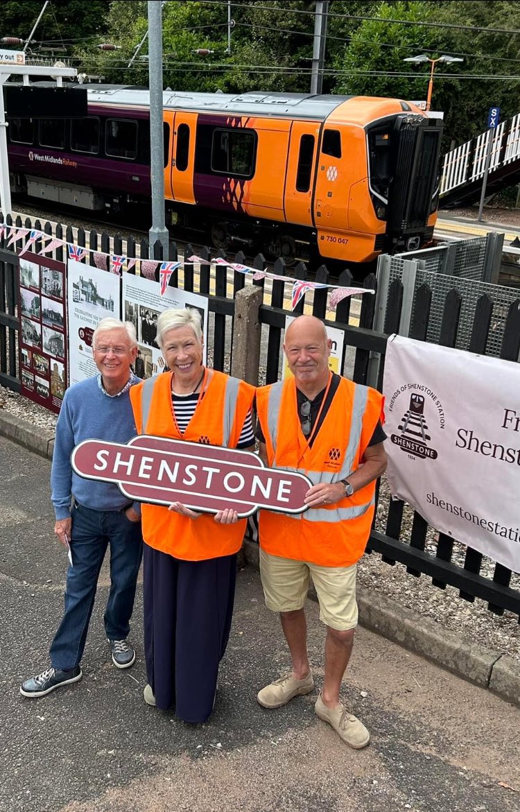 Yesterday we unveiled our Birthday Board to celebrate the 140th birthday of our station. I now dress like a train! <a href="/WestMidRailway/">West Midlands Railway</a> <a href="/CommunityRail/">Community Rail Network</a> <a href="/friendsofWGts/">friendsofwyldegreents</a>