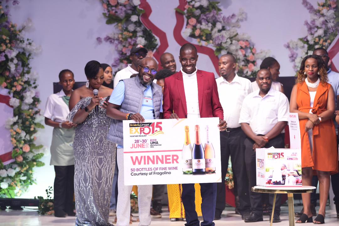 newvisionwire's tweet photo. 𝐈𝐭'𝐬 𝐭𝐢𝐦𝐞 𝐭𝐨 𝐰𝐢𝐧! 𝐋𝐨𝐭𝐬 𝐨𝐟 𝐩𝐫𝐢𝐳𝐞𝐬

Unless you are here physically, there is no word that can describe the emotions displayed by the winners when their names are called from the crowds. Exhilarating moments right here. Wow, just wow!

#VisionUpdates #BrideAndGroomExpo

📸 @kamiriam