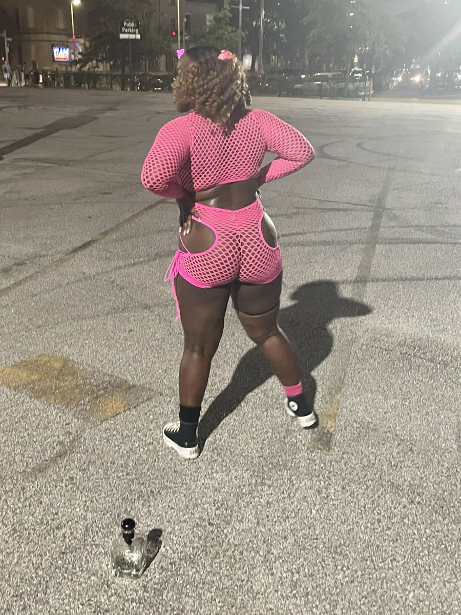 chipvlog's tweet image. The best looking slut on Bissnnet 💗
    Happy 23rd to me 🥳