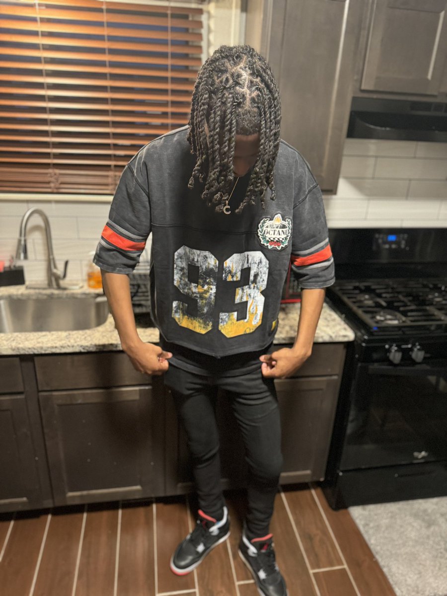 Cam bins🪙 tweet media