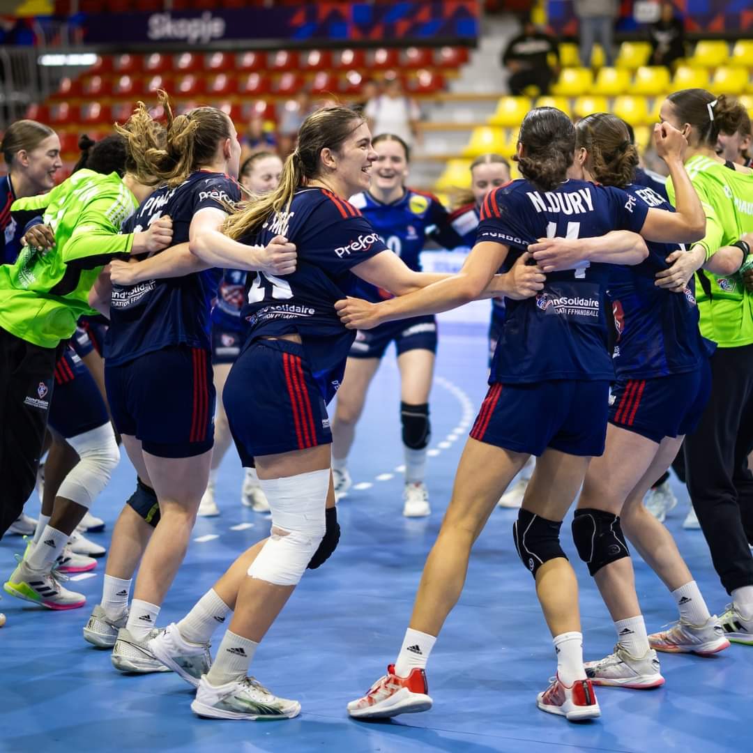 EXPLOIT des Bleuettes 🇫🇷 sacrées Championnes du Monde U20 après un enorme match face à la Hongrie 🇭🇺 🥳👏💪🙌