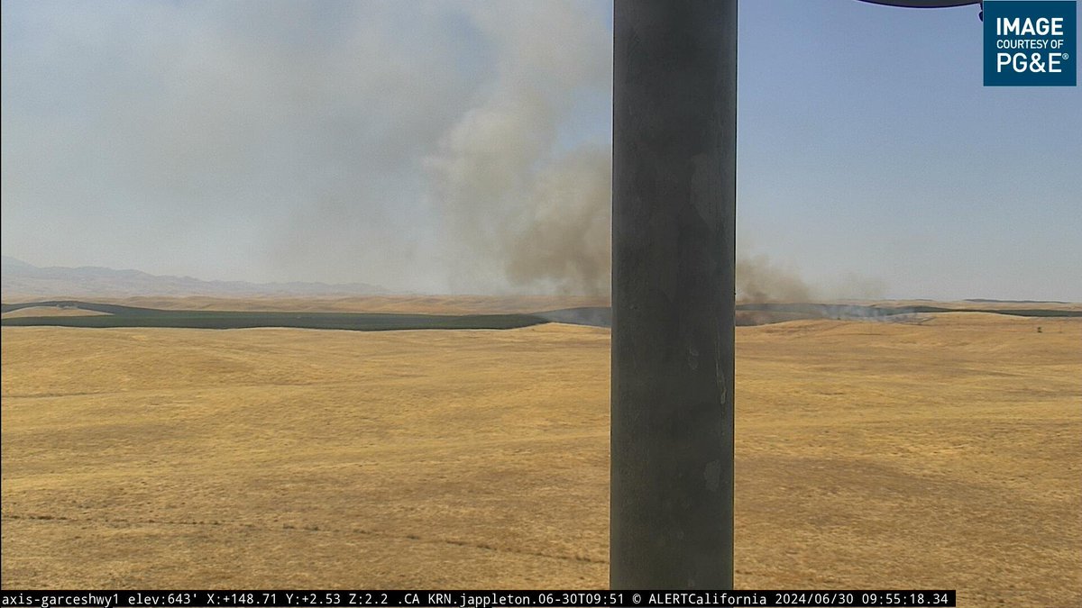 KernFiregraph's tweet image. #RollingFire About 5 acres, two separate fires close proximity, no exposures with a slow rate of spread, per air attack.