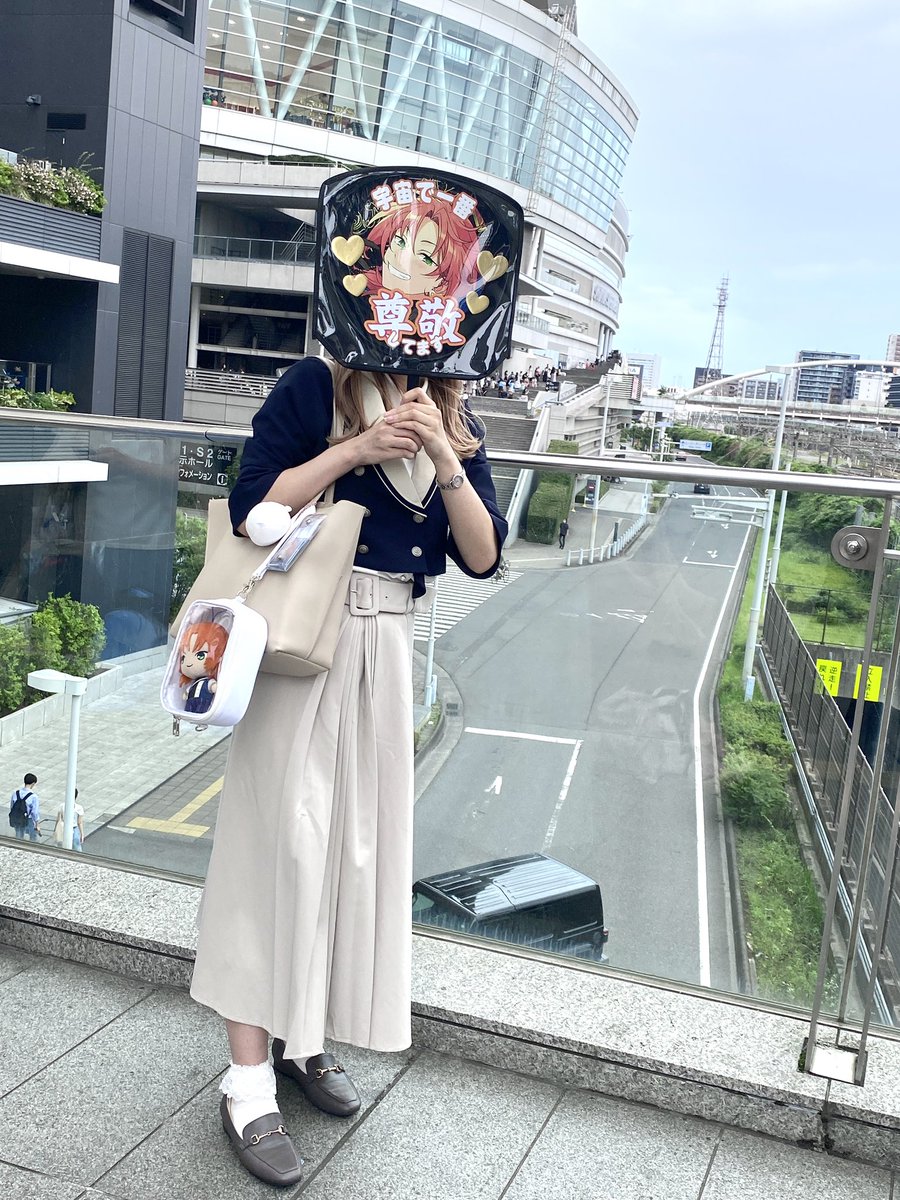 過去に描いたKnightsの姫の服の系統に己の参戦服が寄ってて、好みの服無意識に絵に出ちゃうんだと思ったの巻 