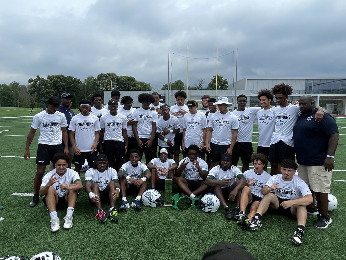 WestOrangeHSFB's tweet photo. 2024 Jets 11-ON CHAMPS!!! First team to sweep both championships!!!! #WeTheWO #Jets #7on7 #11ON #Football #Champions https://t.co/bqTiDsMZwU