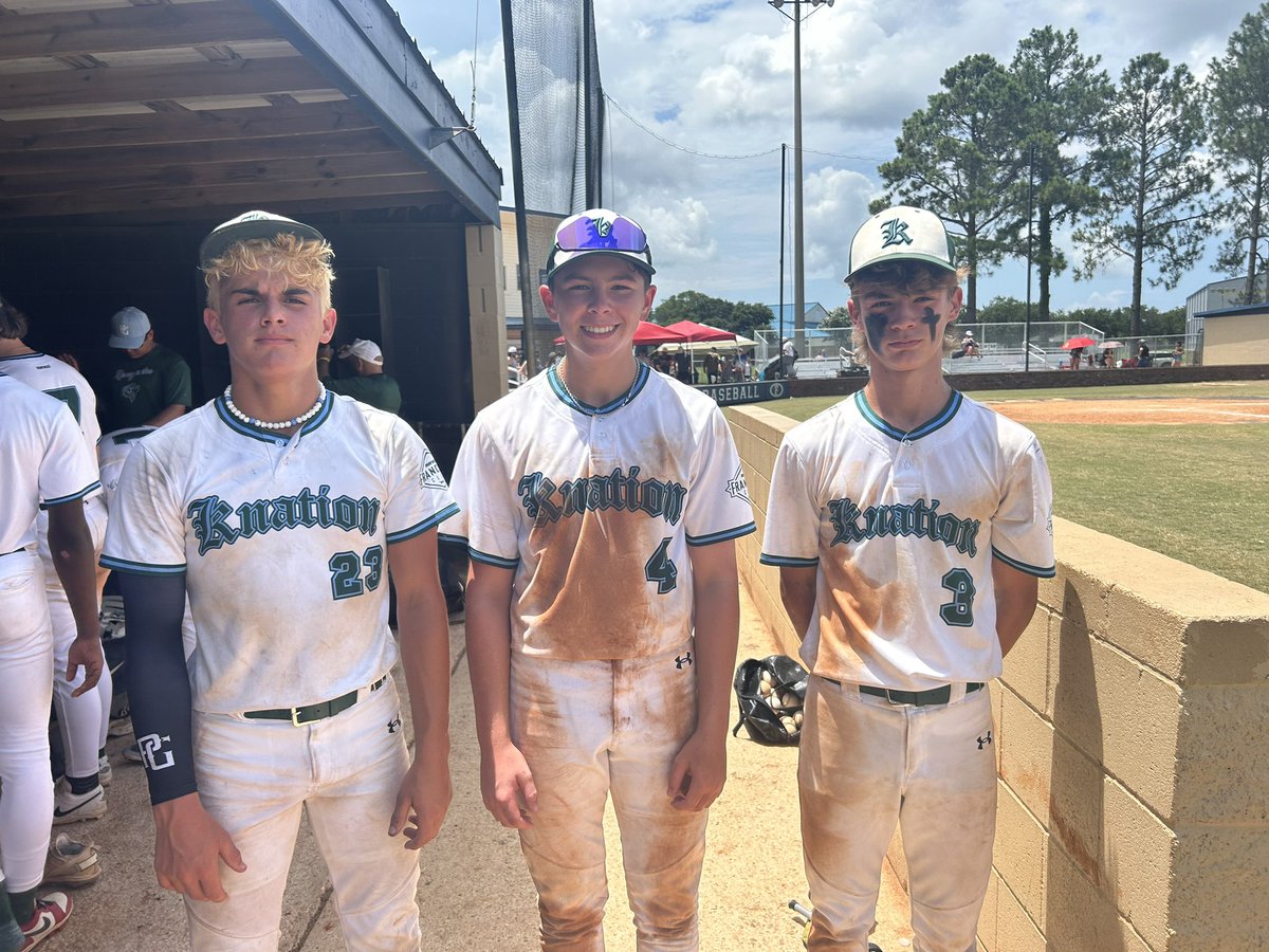 Huge 9-1 W against a good squad from TX! <a href="/HHSTigerBsb/">Hahnville HS Baseball</a> Noah Martin with a 3RBI day! Josh Muller and Landon Gonzalez did what they do on the hill, both pitching out of jams! 

Back tomorrow in Pensacola!