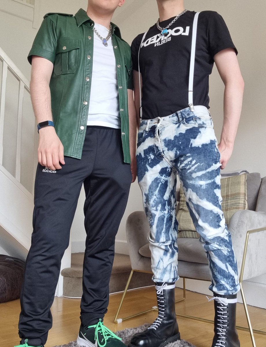 TwinkTyro's tweet photo. Members Party ready with @ChipLdn 😏 https://t.co/3XiInwOmh3