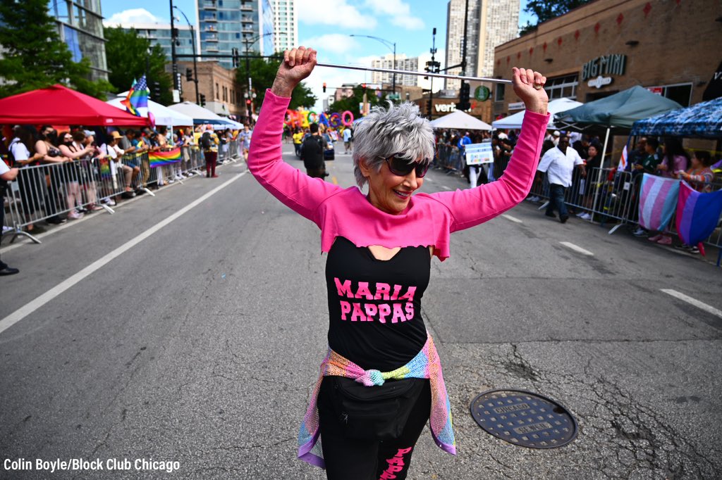 colinbphoto's tweet photo. Happy Pride, Chicago! I'm here #OnAssignment for @BlockClubCHI. Stay tuned for more photos + story by Rafael Perez https://t.co/3pdL6CVm4u