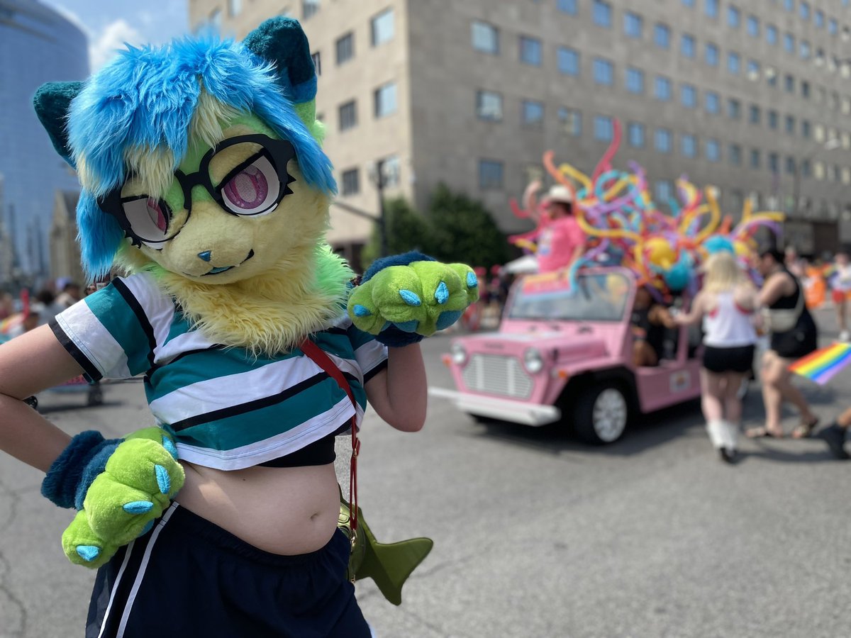 swimobe's tweet photo. Even though Pride Month is coming to an end, just remember that Pride never ends!! ❤️🧡💛💚💙💜

📸: @quiptie

#Pride2024 #NashvillePride https://t.co/X4SvSkWTen