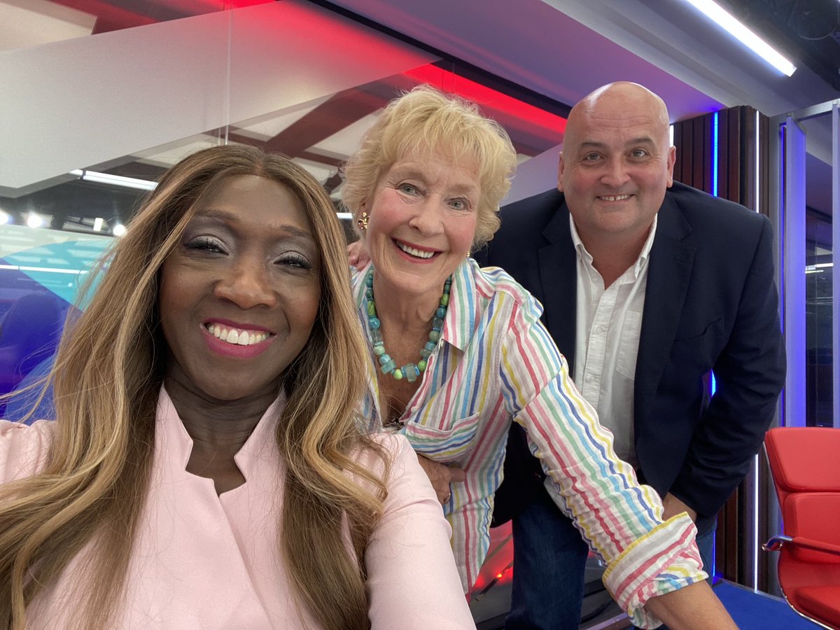 brit_battleaxe's tweet photo. Jolly 2 hours with the lovely @Nanaakua1 and the equally lovely #DannyKelly @gbnews Time flies when you’re enjoying yourself. https://t.co/VaUd6TzRz8