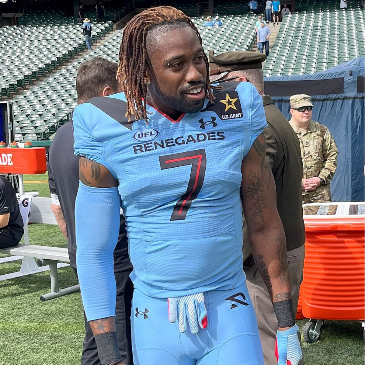 JPAFootball (@jasrifootball) on Twitter photo ๐ง๐ฅ๐๐ก๐๐๐ก๐: Former #Raiders and current All-UFL Punter Marquette King is vying for a spot in the #NFL again after a huge #UFL campaign.
โYou canโt tell me that there are 32 punters better than me. All UFL Punter in a league where punting isnโt easy at all! Iโm manifesting ๐ง๐ฅ๐๐ก๐๐๐ก๐: Former #Raiders and current All-UFL Punter Marquette King is vying for a spot in the #NFL again after a huge #UFL campaign.
โYou canโt tell me that there are 32 punters better than me. All UFL Punter in a league where punting isnโt easy at all! Iโm manifesting