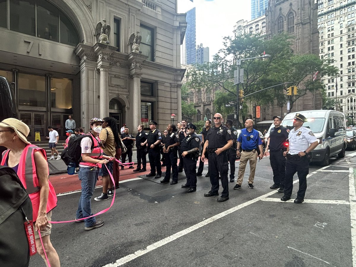 Reclaim Pride Coalition tweet media