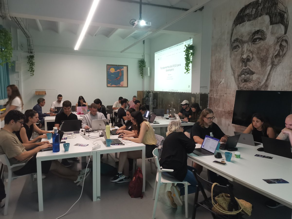 refactorproject's tweet image. El sábado hicimos un taller gratuito de Fundamentos de UX/UI para developers. Fue todo un éxito y nos lo pasamos en grande 🙃
#uxui #frontend #accesibilidad #tallergratuito